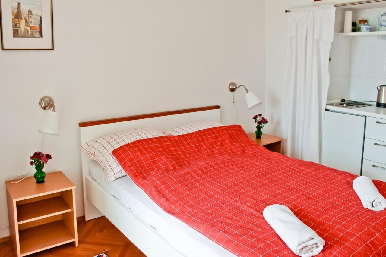 Apartments By The Sea Podgora, Makarska - 6787 外观 照片
